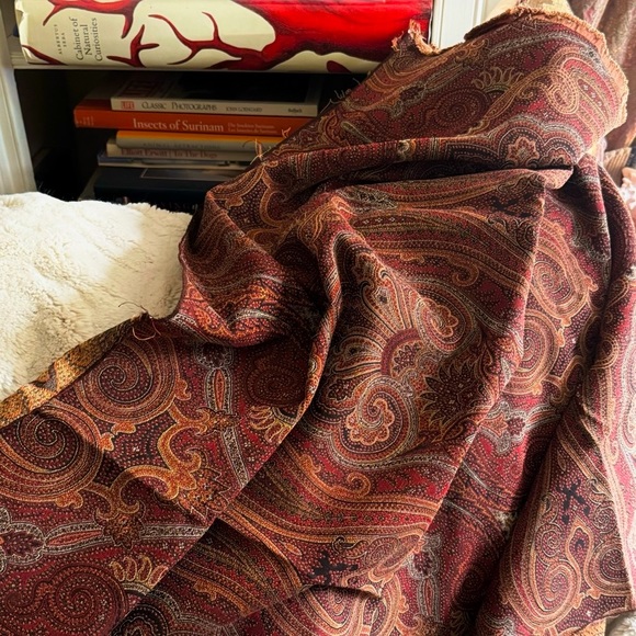 Vintage paisley upholstery fabric - Picture 1 of 7